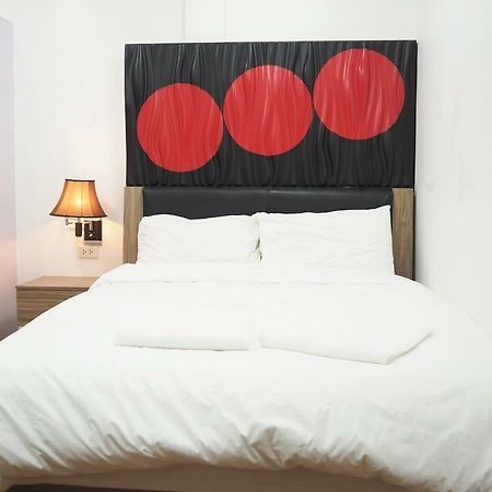 Pook Swan House Hotel Pattaya Kamer foto