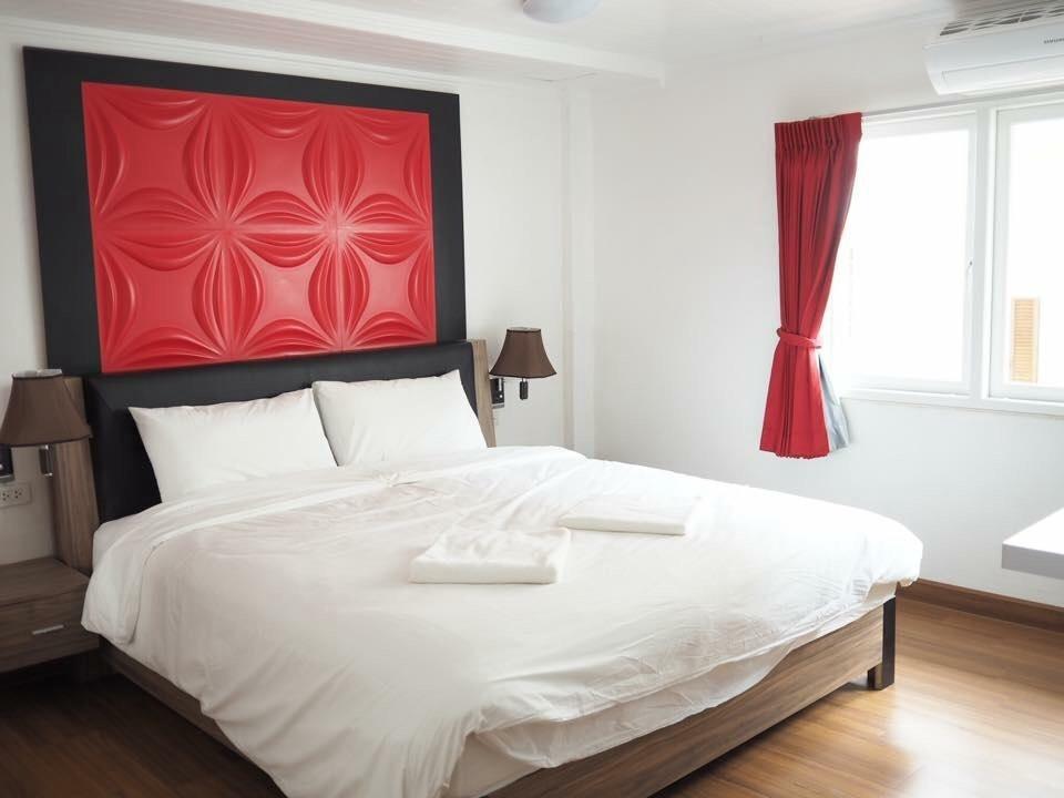 Pook Swan House Hotel Pattaya Kamer foto